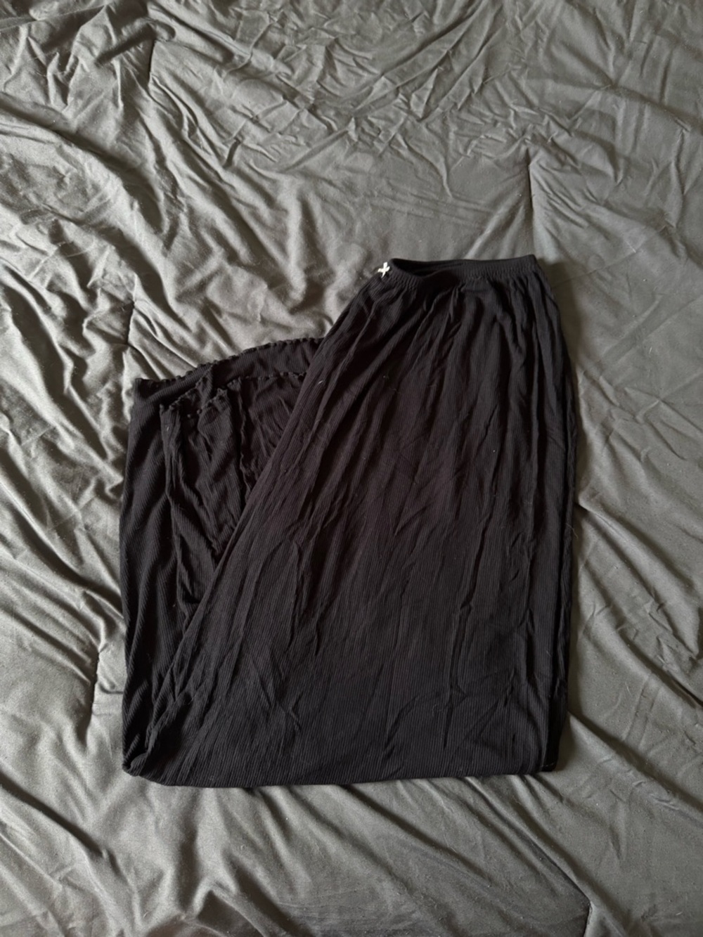 Black Women's Wide-Leg Pull-On Pants